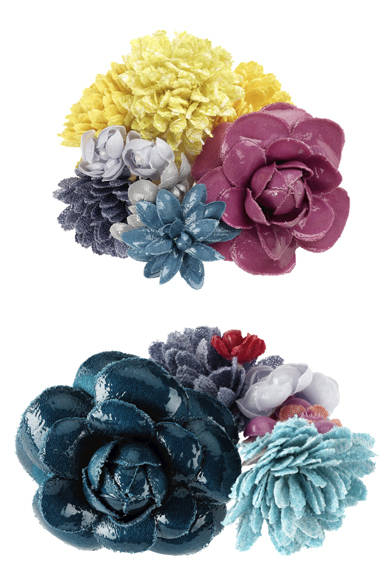 <strong>CHANEL│CHANEL</strong> December 31 New Year's Eve ©CHANEL<br />Flower brooches ¥147,000 each