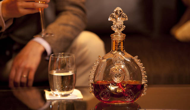 <strong>LOUIS XIII｜ルイ13世</strong>　アンバサダー、牛山 大さん