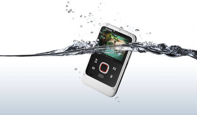 <strong>KODAK｜コダック</strong>　ポケットビデオカメラ「KODAK PLAYFULL ウォータープルーフビデオカメラ(Ze2)」