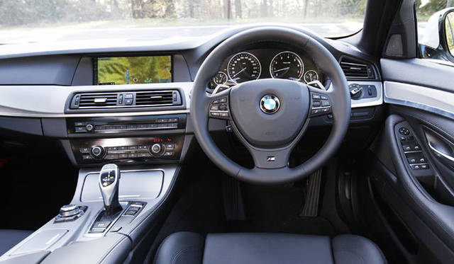 <strong>BMW 5Series｜ビー・エム・ダブリュー 5シリーズ</strong>