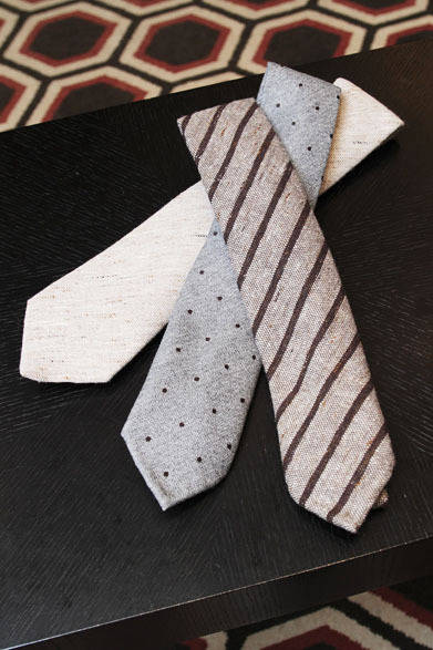 <strong>BARNEYS NEW YORK｜バーニーズ　ニューヨーク</strong>　タイ、左から1万4700円（ボレリ）、各1万6800円（ニッキー フォー バーニーズ　ニューヨーク）