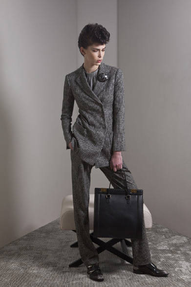 <strong>GIORGIO ARMANI｜ジョルジオ アルマーニ</strong>　2012-13年秋冬プレコレクション速報