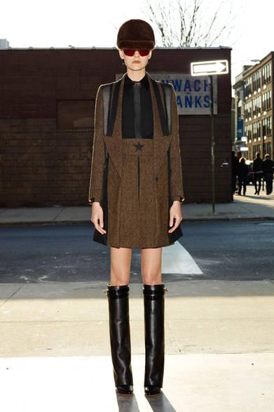 <strong>Givenchy by Riccardo Tisci｜ジバンシィ バイ リカルド ティッシ</strong>　2012-13年秋冬プレコレクション速報