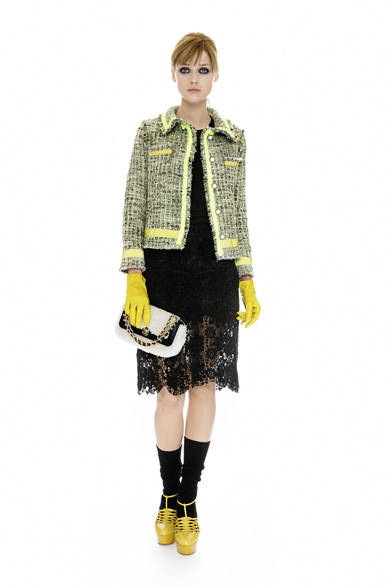 <strong>MOSCHINO CHEAP&CHIC｜モスキーノ チープ＆シック</strong>　2012-13年秋冬プレコレクション速報