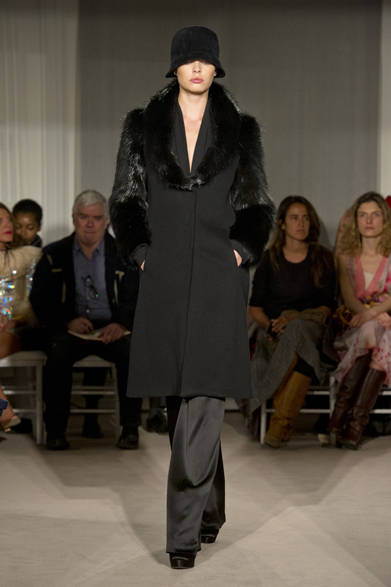 <strong>ALBERTA FERRETTI｜アルベルタ フェレッティ</strong>　2012-13年秋冬プレコレクション速報