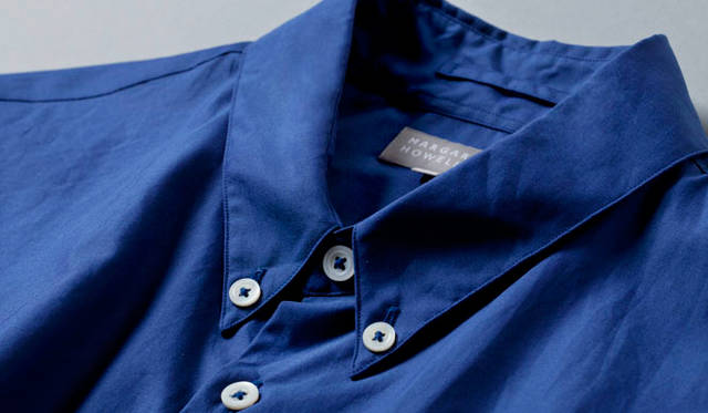 <strong>MARGARET HOWELL</strong> Shirt ¥27,300 (MARGARET HOWELL)