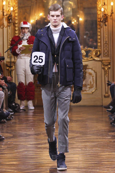 <strong>MONCLER GAMME BLEU｜モンクレール ガム・ブルー</strong>　©MONCLER