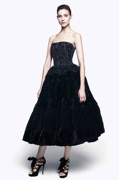<strong>ALEXANDER McQUEEN｜アレキサンダー・マックイーン</strong>　2012-13年秋冬プレコレクション速報