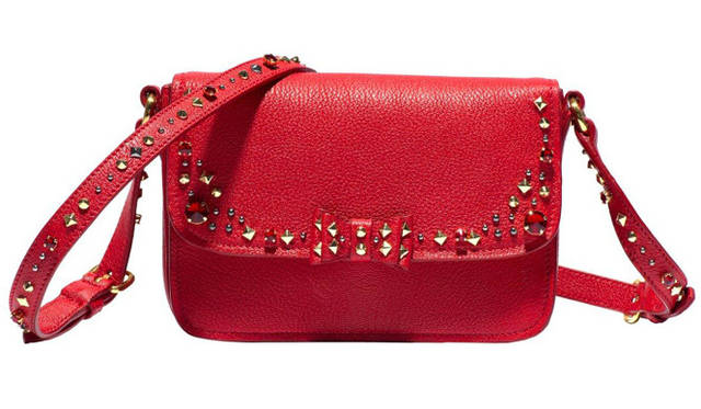 <strong>MIU MIU｜ミュウミュウ</strong>　ショルダーバッグ [W18H12D3.5/5.5cm] 12万4950円（予定価格）