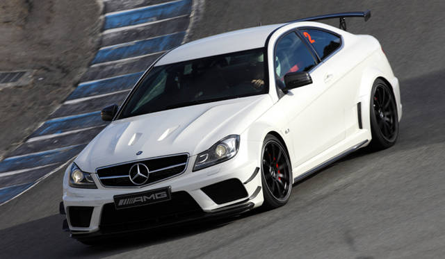 <strong>Mercedes-Benz C63 AMG Coupe Black Series｜ メルセデス・ベンツ C63 AMG クーペ ブラックシリーズ</strong>　