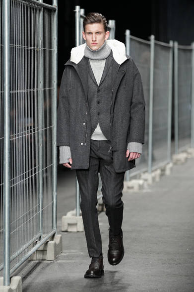 <strong>NEIL BARRETT｜ニール バレット</strong>　