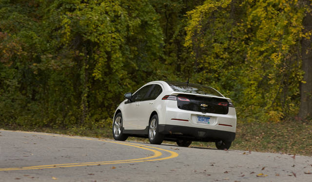 <strong>Chevrolet VOLT｜シボレー ボルト</strong>　