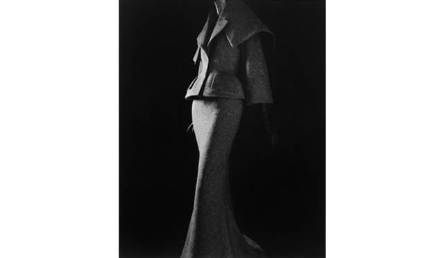 <strong>ART</strong>｜展示と映画、ふたつの視点から写真家・現代美術作家 杉本博司に迫る<br />「スタイアライズドスカルプチャー 011 ［ジョン・ガリアーノ 1997］」 2007 年