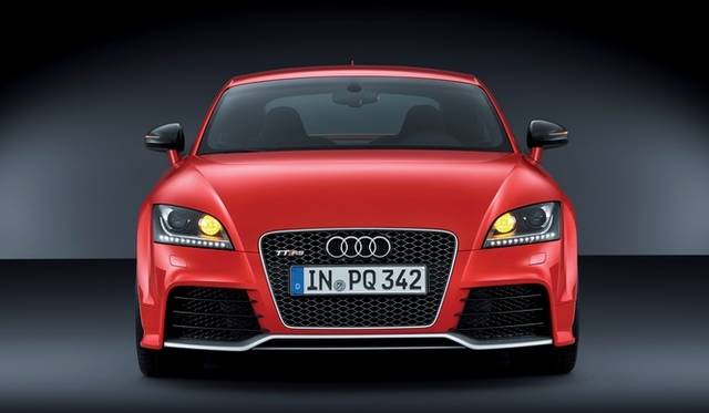 <strong>Audi TT RS plus｜アウディTT RSプラス</strong>