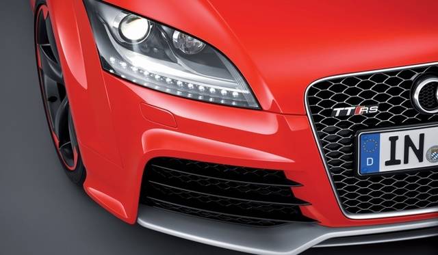 <strong>Audi TT RS plus｜アウディTT RSプラス</strong>