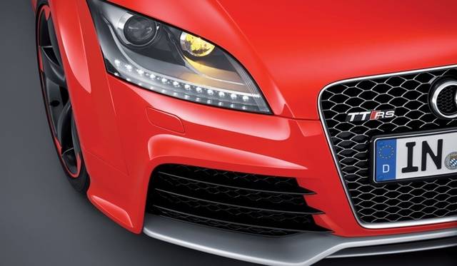 <strong>Audi TT RS plus｜アウディTT RSプラス</strong>