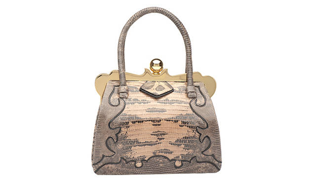 <strong>MIU MIU｜ミュウミュウ</strong>　4都市のファッションウィーク限定バッグ　「ロンドン」