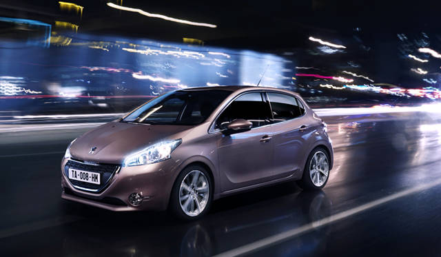 <strong>Peugeot 208｜プジョー208</strong>