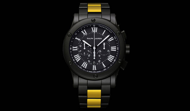 <strong>Ralph Lauren｜ラルフ ローレン</strong> 「スポーティング コレクション クロノグラフ モデル ブラックマットセラミック レッド レーシングストライプ」 68万400円、6月発売予定。