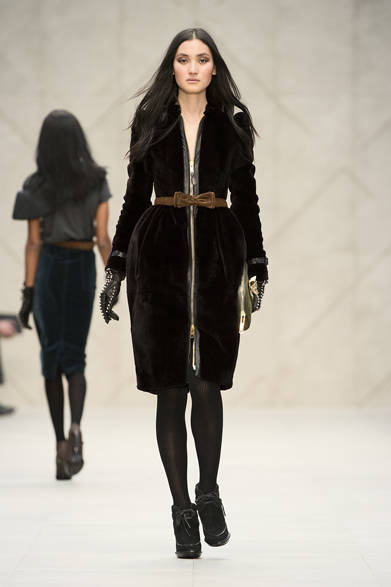<strong>BURBERRY PRORSUM｜バーバリー プローサム</strong>　2012-13年秋冬コレクション速報