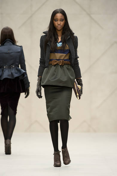 <strong>BURBERRY PRORSUM｜バーバリー プローサム</strong>　2012-13年秋冬コレクション速報