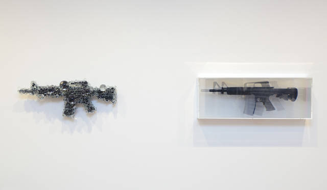 <strong>アートコレクターの時代</strong>　名和晃平の作品。