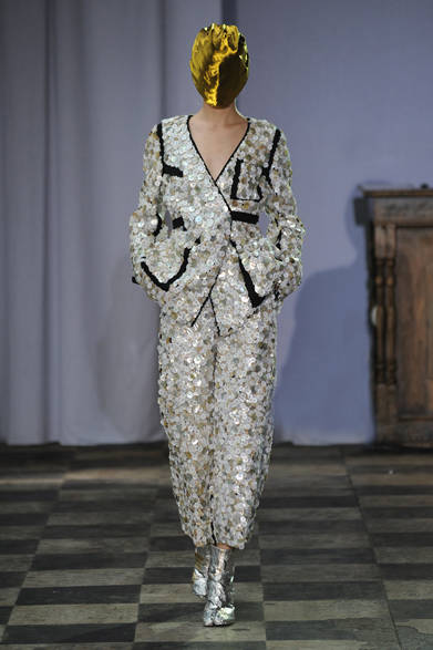 <strong>MAISON MARTIN MARGIELA｜メゾン マルタン マルジェラ</strong>　 2012年春夏オートクチュールコレクション　
