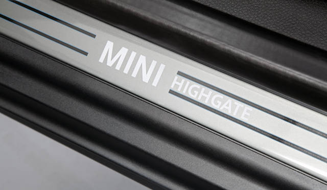 <strong>MINI Cabrio Highgate｜ミニ ハイゲート コンバーチブル</strong>