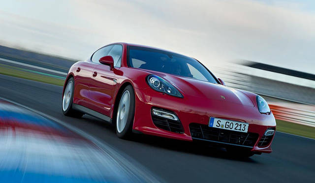 <strong>Porsche Panamera GTS｜ポルシェ パナメーラ GTS</strong>