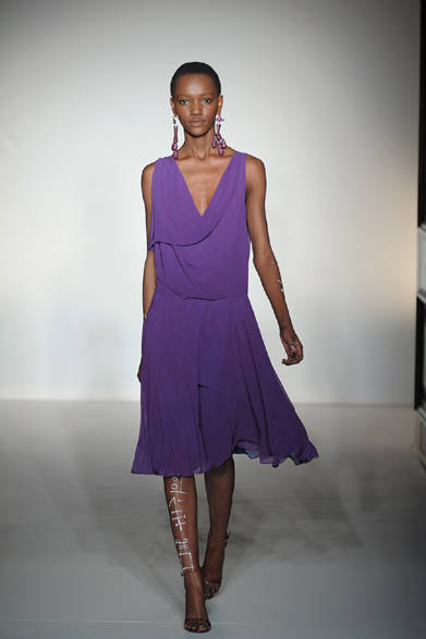 <strong>Vivienne Westwood RED LABEL｜ヴィヴィアンウエストウッド レッドレーベル</strong>　2012-13年秋冬コレクション速報