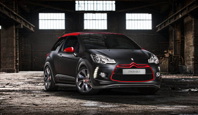 <strong>CITROEN DS3 Racing Sebastien Loeb｜シトロエン DS3 レーシング セバスチャン・ローブ</strong>
