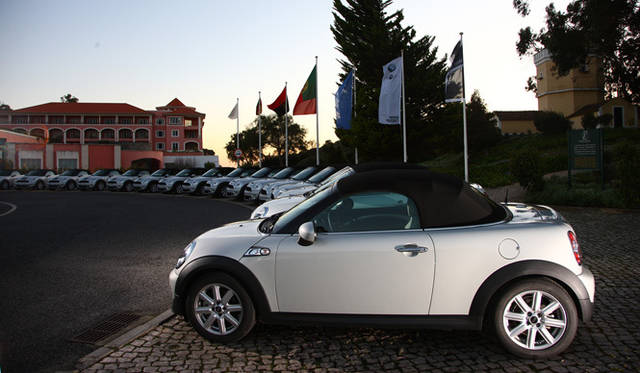 <strong>MINI ROADSTER｜ミニ・ロードスター</strong>