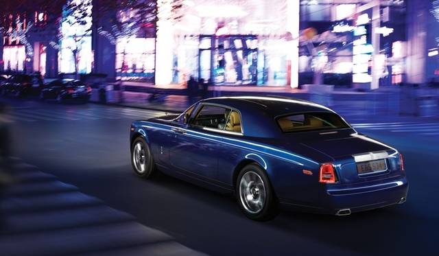 <strong>Rolls-Royce Phantom Coupe series II｜ロールス ロイス・ファントム クーペ シリーズII</strong>