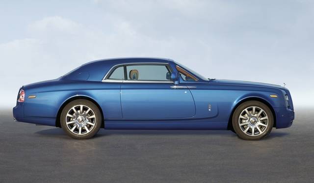 <strong>Rolls-Royce Phantom Coupe series II｜ロールス ロイス・ファントム クーペ シリーズII</strong>