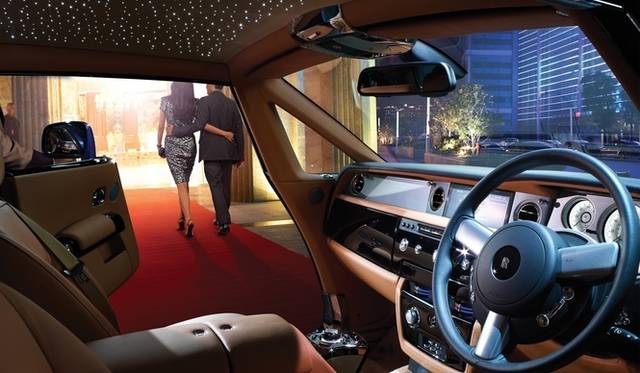 <strong>Rolls-Royce Phantom Coupe series II｜ロールス ロイス・ファントム クーペ シリーズII</strong>