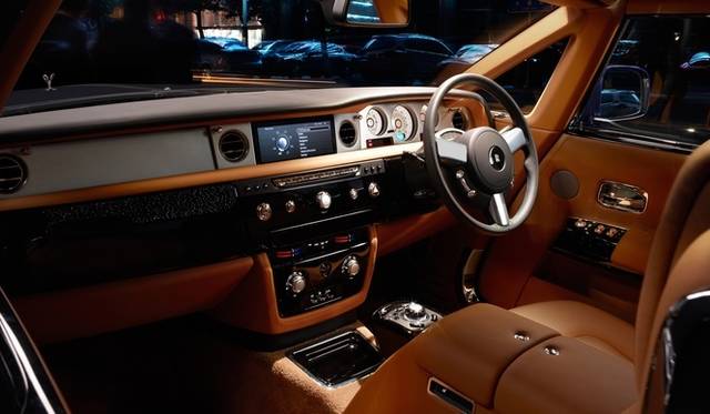 <strong>Rolls-Royce Phantom Coupe series II｜ロールス ロイス・ファントム クーペ シリーズII</strong>