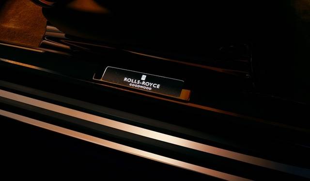 <strong>Rolls-Royce Phantom Coupe series II｜ロールス ロイス・ファントム クーペ シリーズII</strong>