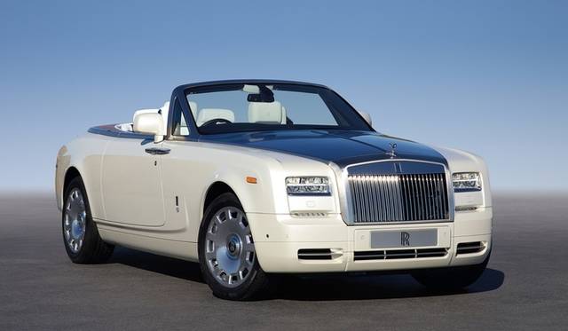 <strong>Rolls-Royce Phantom Drop Head Coupe series II｜ロールス ロイス・ファントム ドロップ・ヘッド・クーペ シリーズII</strong>