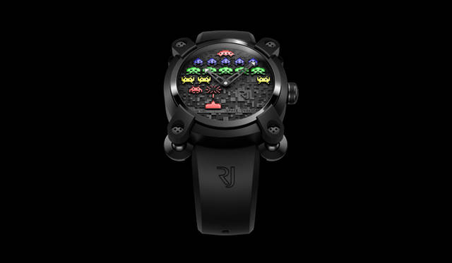 <strong>ROMAIN JEROME</strong> There is also a model inspired by Taito's Space Invaders (available in color and monochrome versions). It is said that parts from the original game console were not used. Unfortunately, it does not function as a game. This watch also features a medal on the case back made with Apollo 11 parts. 'Moon Invader Space Invaders' ¥1,950,000