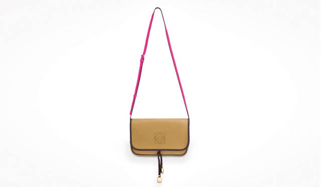 <strong>LOEWE│ロエベ</strong>　