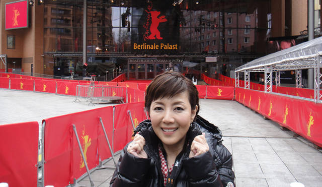 <strong>戸田恵子｜舞台、ドラマ、そしてボランティアまで、2012年もパワフルにスタート！</strong><br />またベルリン映画祭に行けるチャンスがあったら、今度はもっと長く滞在して、もっとたくさんのフィルムを観たい！