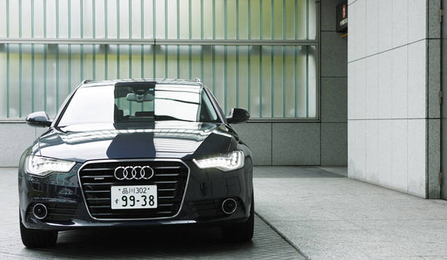 <strong>Audi  A6 Avant｜アウディA6アバント</strong>　