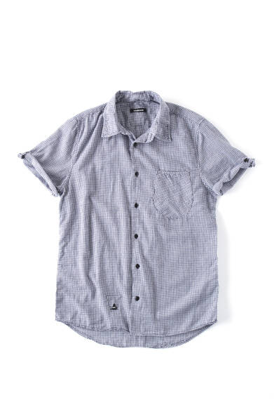  <strong>阪急MEN’S TOKYO｜4月 “アーバン ラギッド”</strong>　シャツ（PLAIN SHORT NG／デンハム）