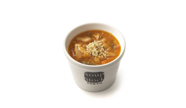 <strong>Soup Stock Tokyo｜スープストックトーキョー</strong>　Soup de France第4弾「タルブ産白いんげん豆と鶏肉のカスレ」（2012年2月）。