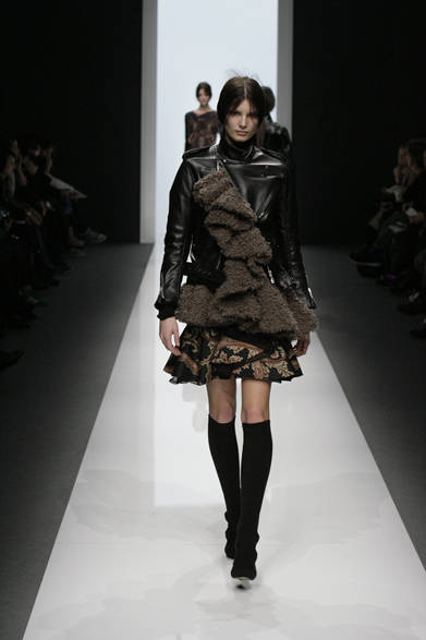 <strong>sacai｜サカイ</strong>　2012-13年秋冬コレクション速報