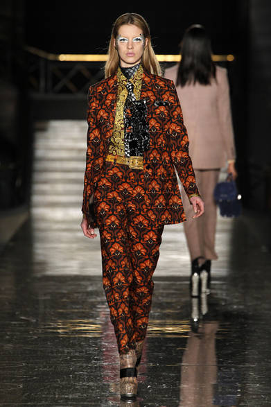 <strong>MIU MIU｜ミュウミュウ</strong>　2012-13年秋冬コレクション速報