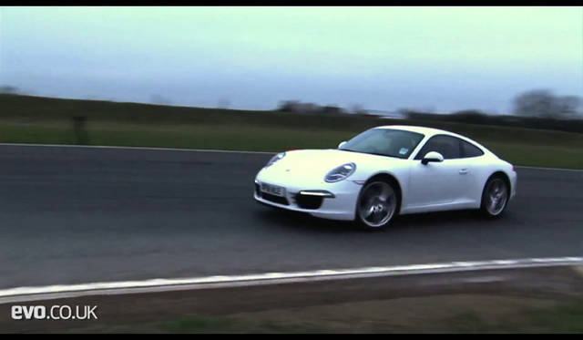 <strong>Porsche 911 Carrera S</strong>