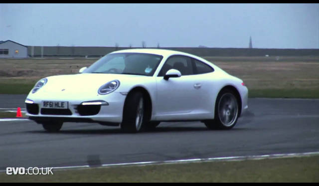<strong>Porsche 911 Carrera S</strong>