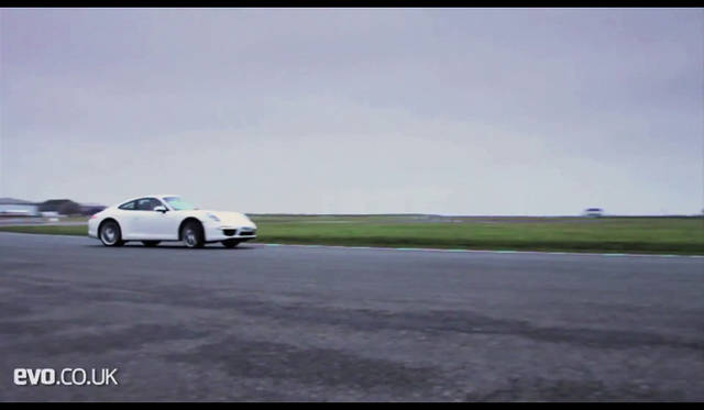<strong>Porsche 911 Carrera S</strong>