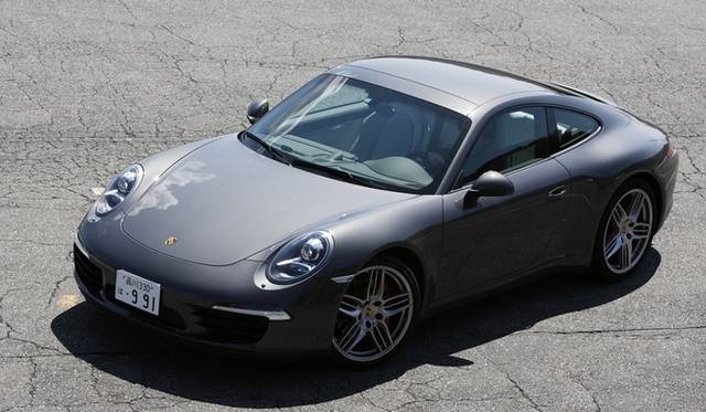 <strong>Porsche 911 | New vs. Old 911 Test Drive</strong> New (991) 911 Carrera S